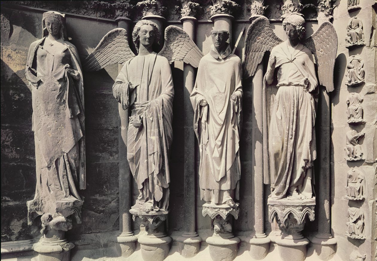 St. Nicasius med engle, Jamb-figurer fra vestportalen af French School