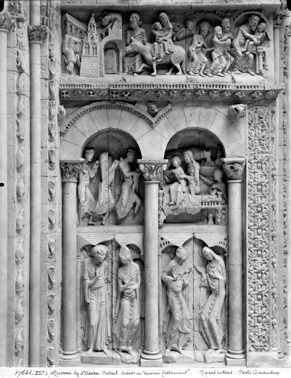 Bebudelsen, visitationen, tilbedelsen af vismændene, fra sydportalen, ca. 1130 af French School