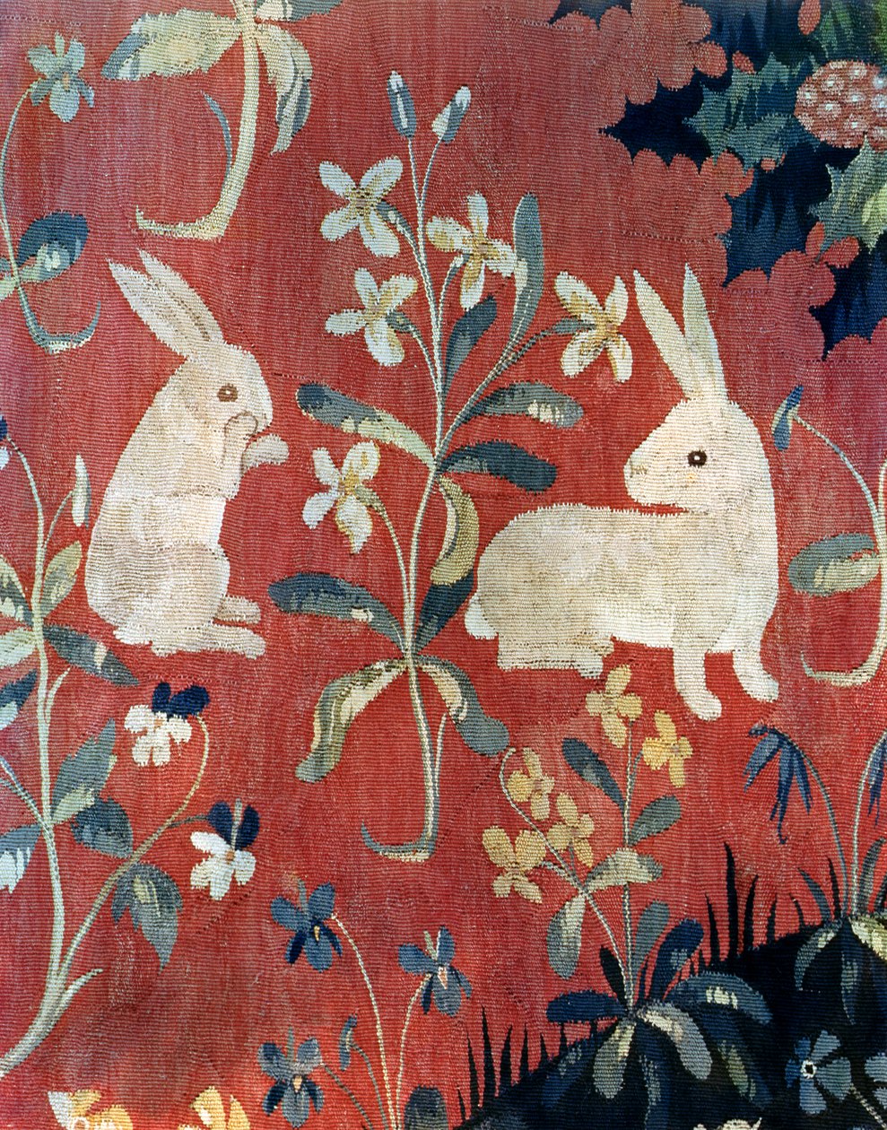 The Lady and the Unicorn: "Smag", detalje af to kaniner af French School