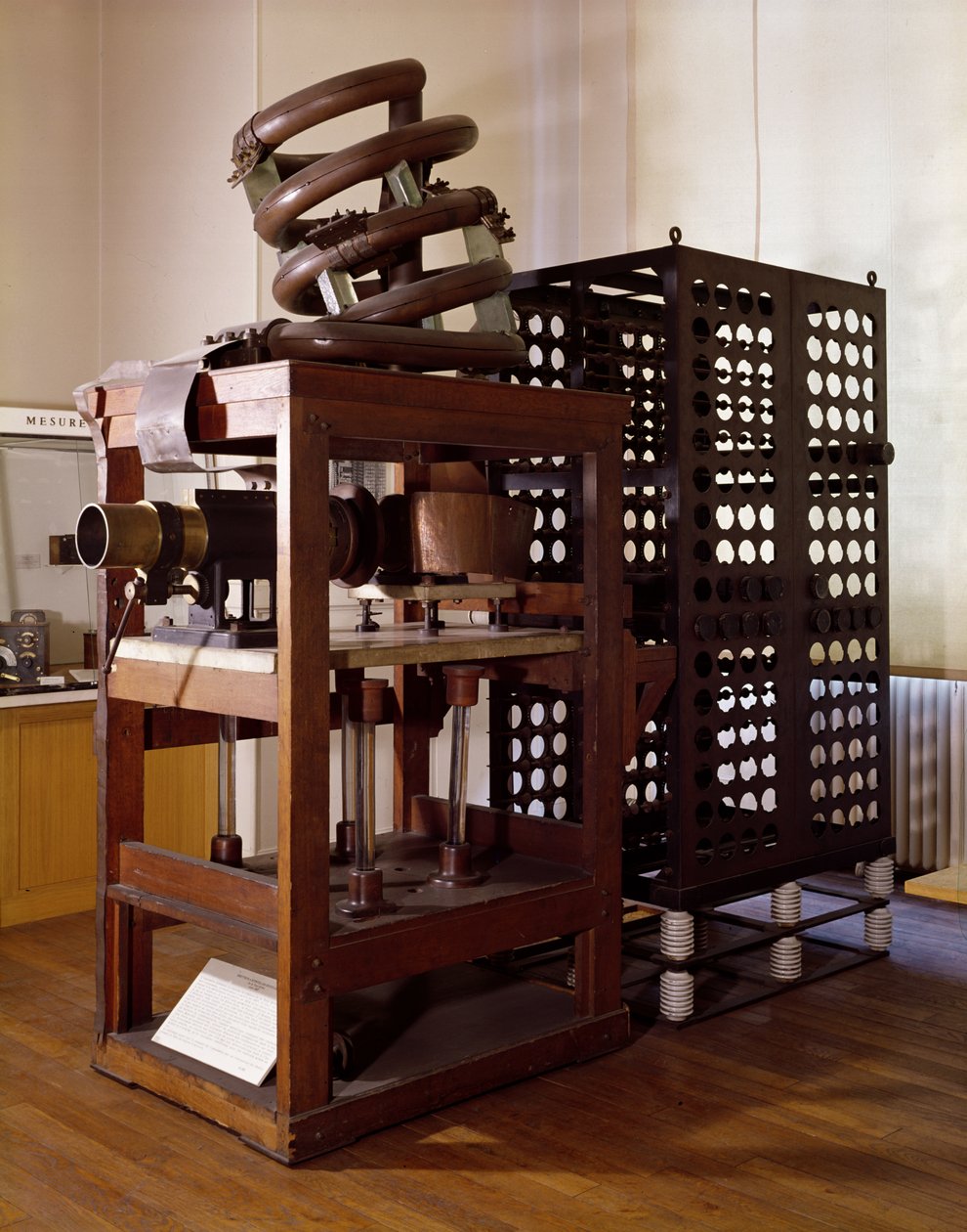 Senderen fra Eiffeltårnet, 1914 (træ og metal) af French School