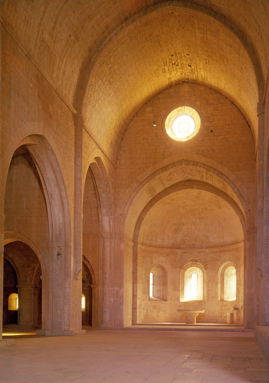 Skibet til cistercienserklosteret, grundlagt i 1146 af French School