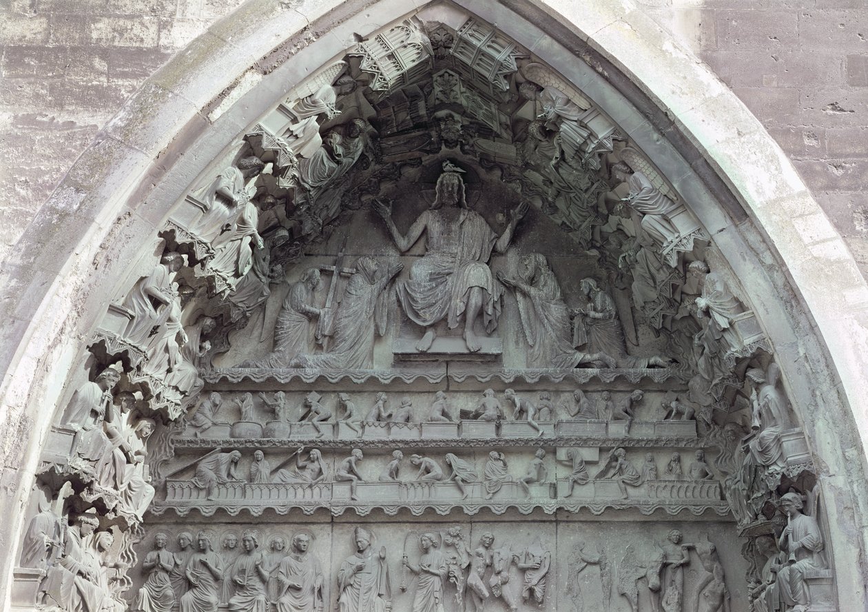 Tympanum fra venstre portal af det nordlige tværskib, der viser den sidste dom, 1225-40 af French School