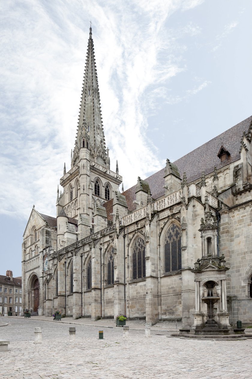 Udsigt over Cathedrale Saint Lazare d
