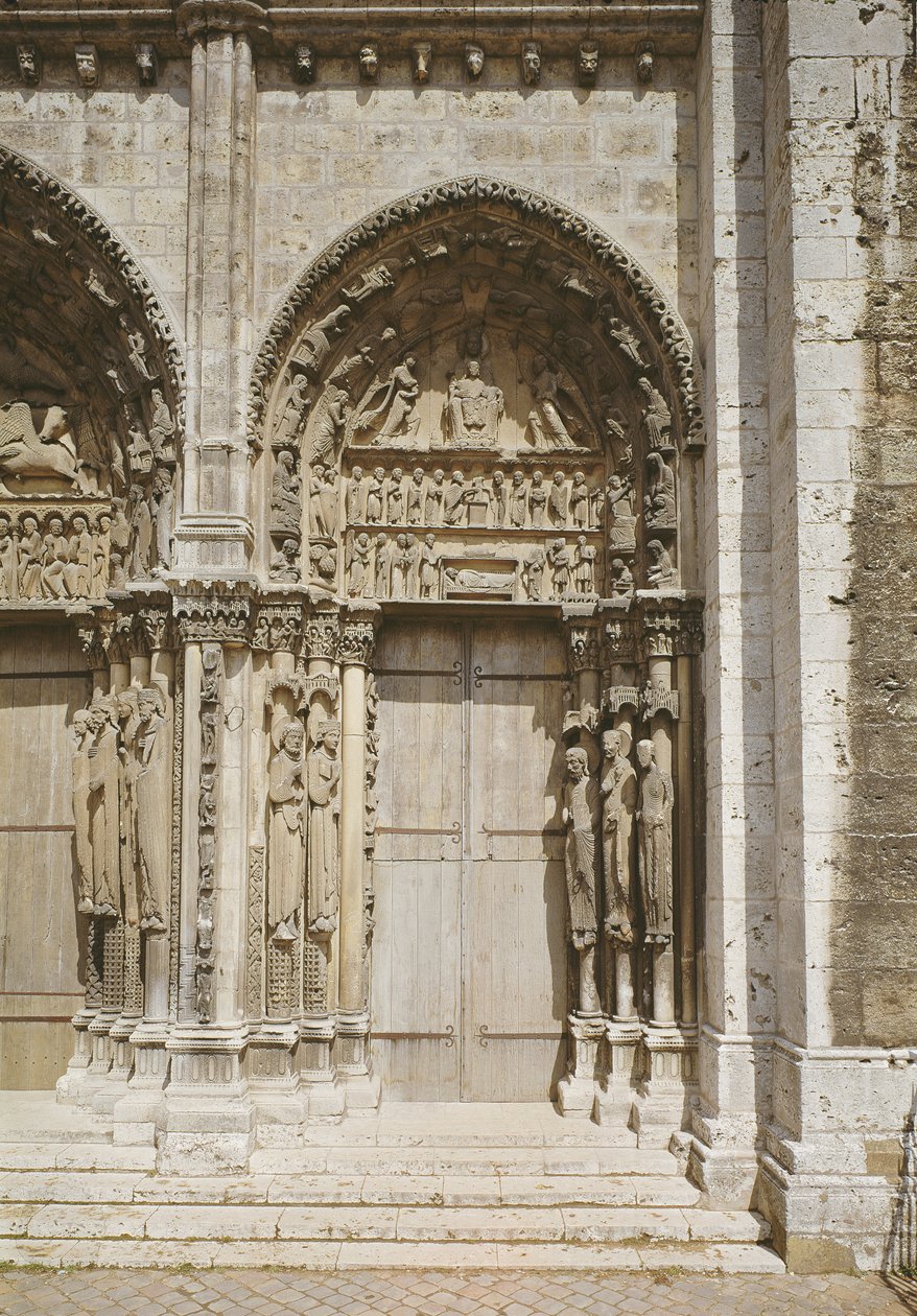 Udsigt over syddøren til den kongelige portal, ca. 1145-50 af French School