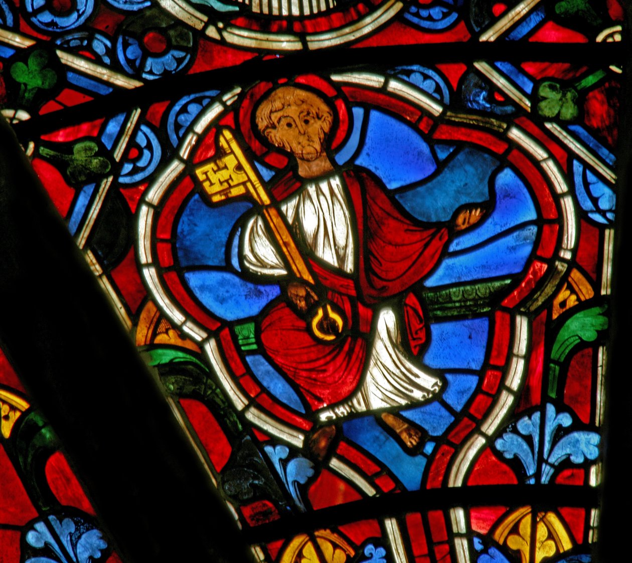 Window Ew forestillende St. Peter af French School
