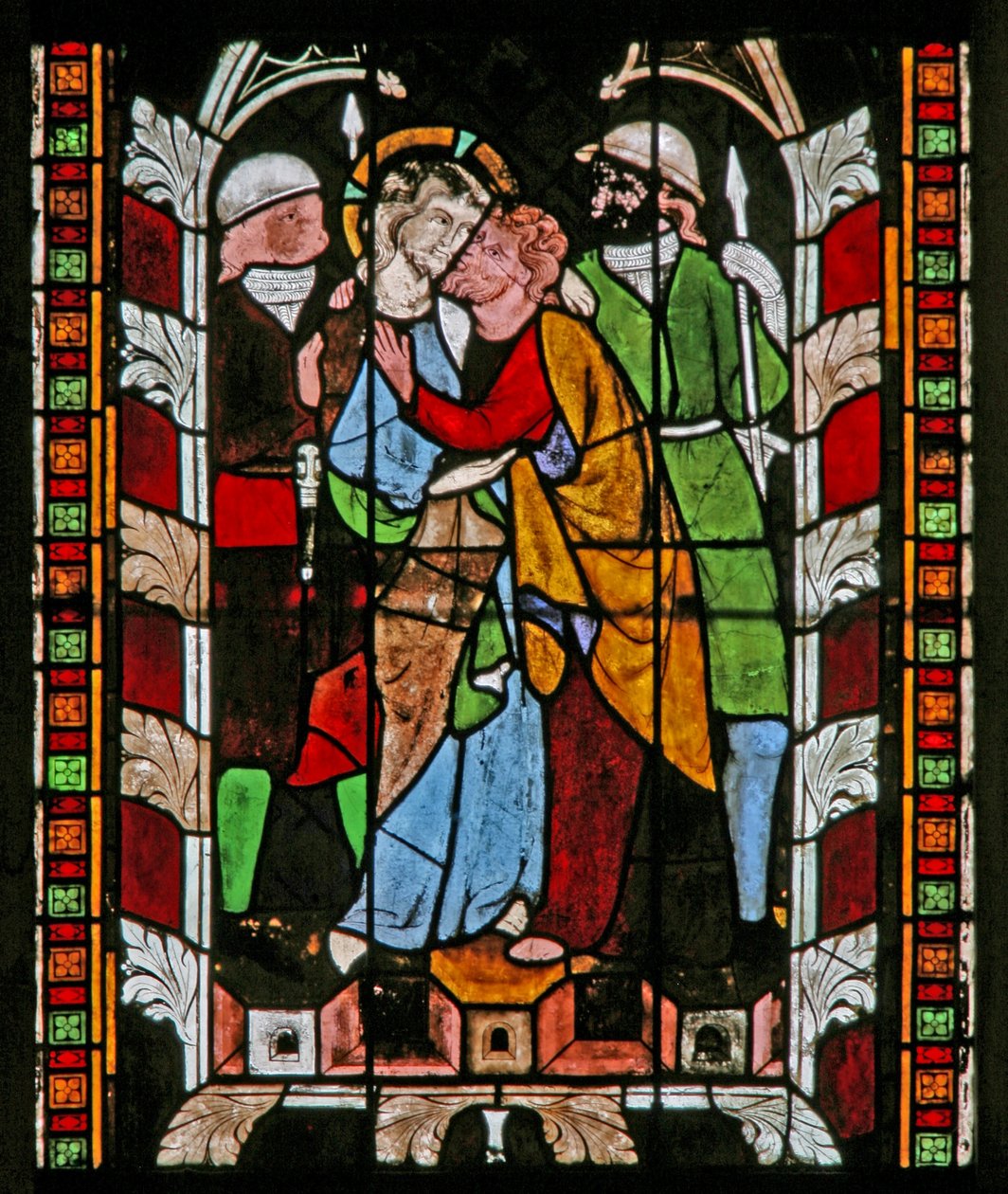 Vindue N-kapitelB, der viser Judas