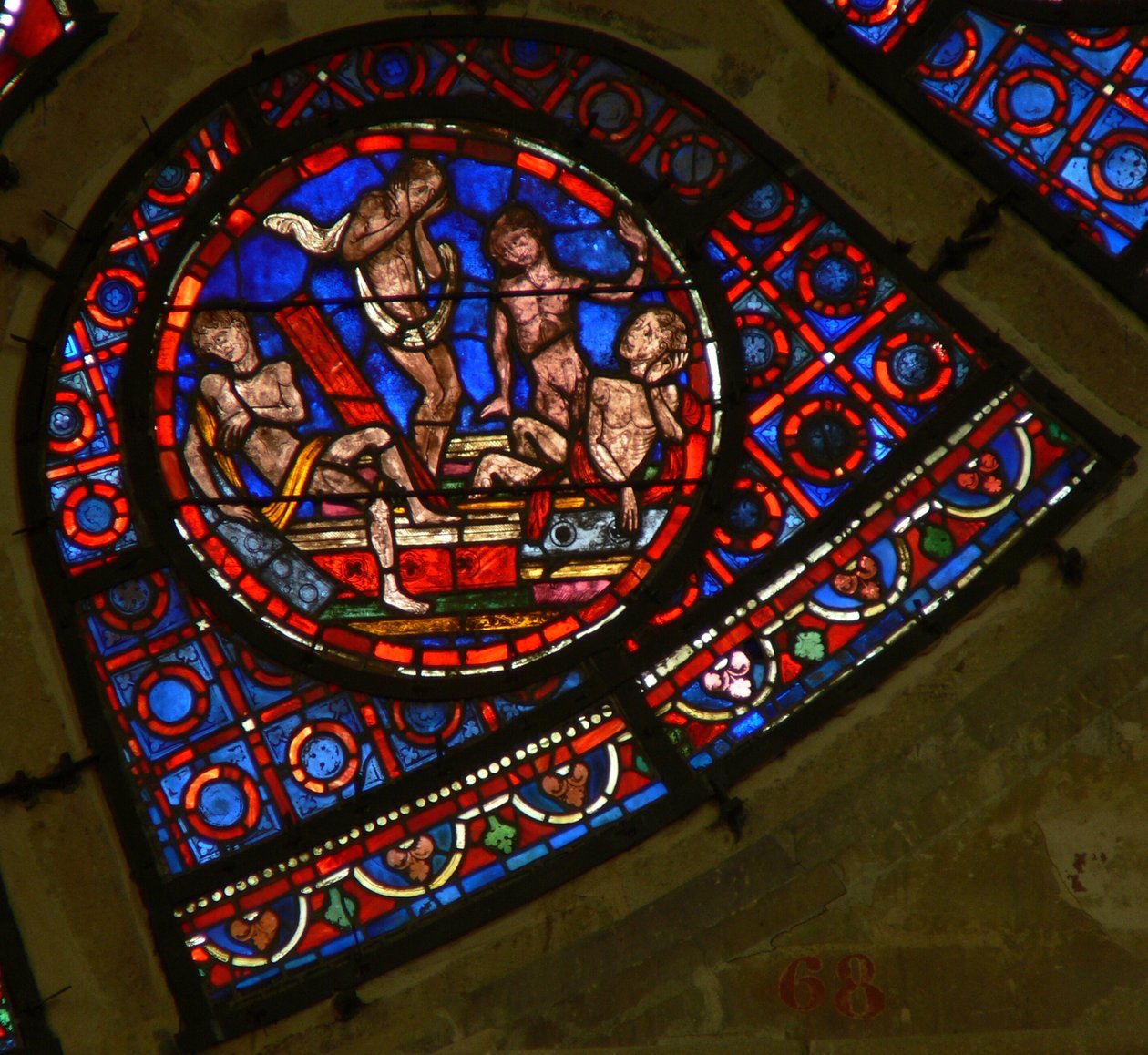 Window Ww skildrer en scene fra den sidste dom: sjæle rejser sig ved lyden af trompeten af French School