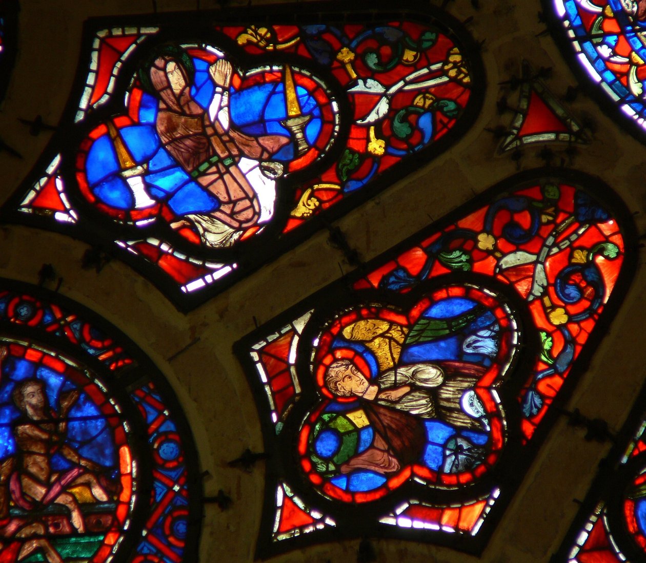Window Ww, der forestiller en apostel? og en engel af French School