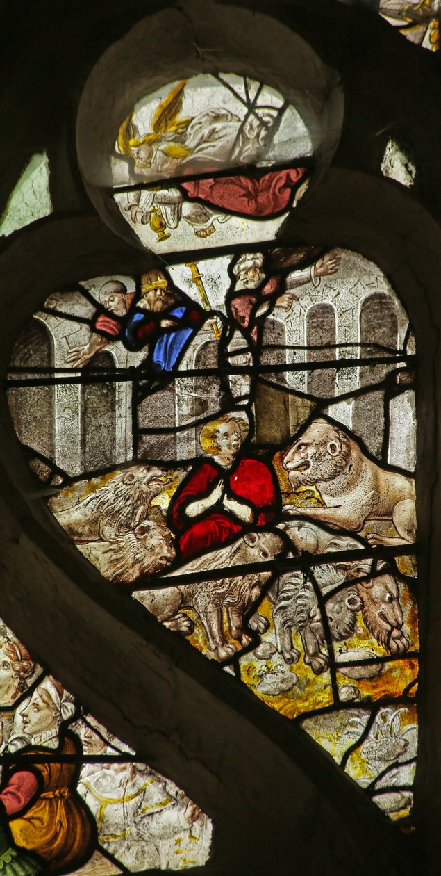 Vindue, der forestiller Daniel i Løvernes Hule (farvet glas) af French School