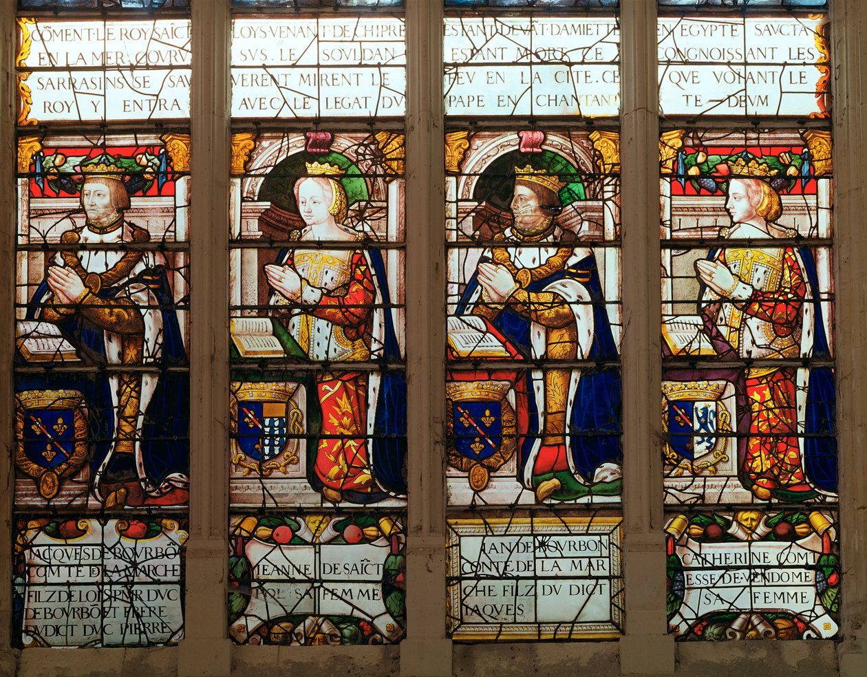 Vindue, der forestiller Jacques de Bourbon (1315-61) Comte de la Marche, Jeanne de Chatillon-Saint-Pol (d.1371) Jean I de Bourbon (1361-94) og Catherine, Comtesse de Vendome af French School