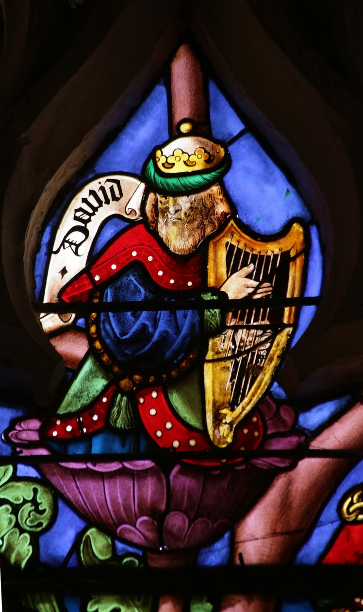 Vindue, der viser Isajs træ: David med harpe af French School