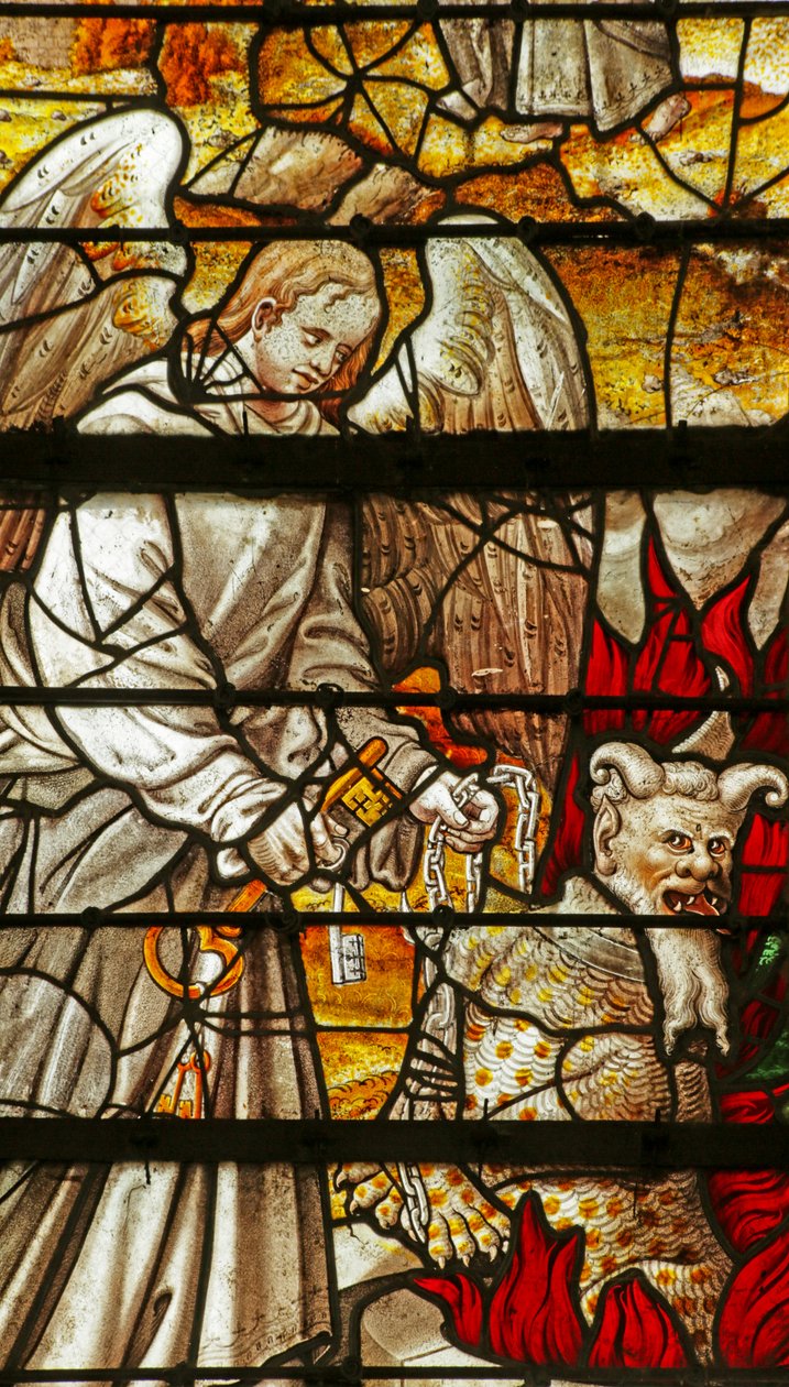 Vindue, der afbilder en scene fra Åbenbaringens Bog: Engel med nøgle til hulen, Satan (farvet glas) af French School