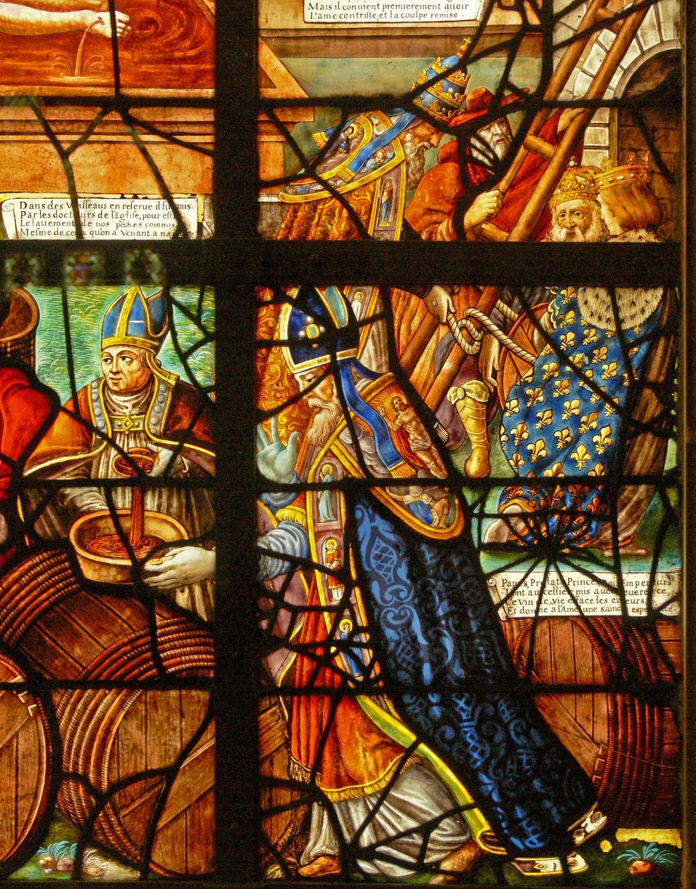 Vindue i Charnier (w.11), der viser en detalje fra Mystic Wine Press af French School