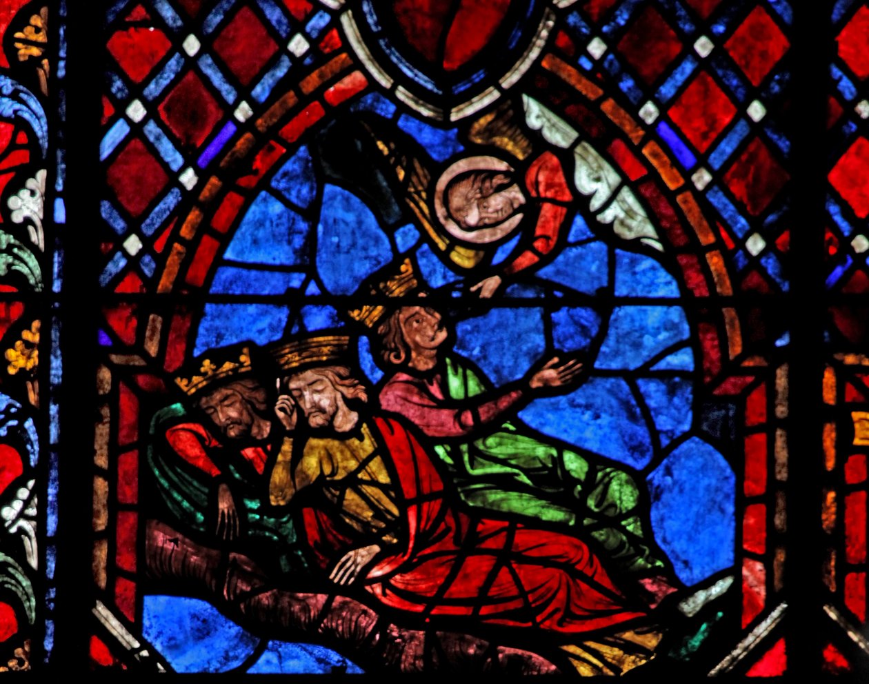 Vindue w01, der forestiller magi, bliver advaret i en drøm af French School
