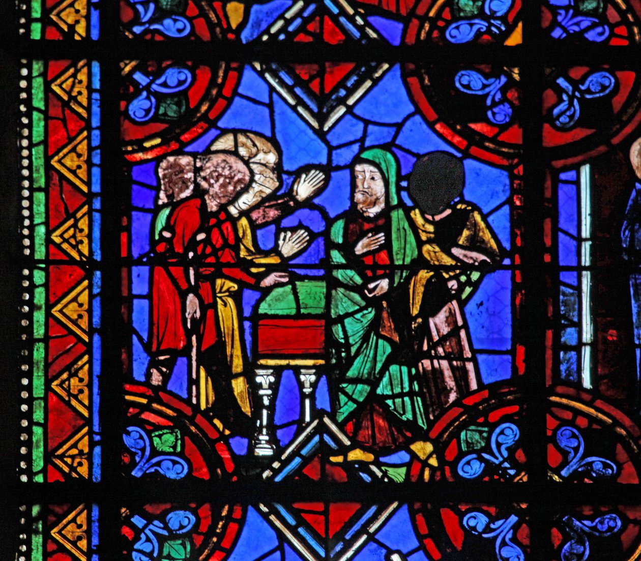 Vindue w06, der viser pilgrimme, der kommer til St. Brioudes grav af French School