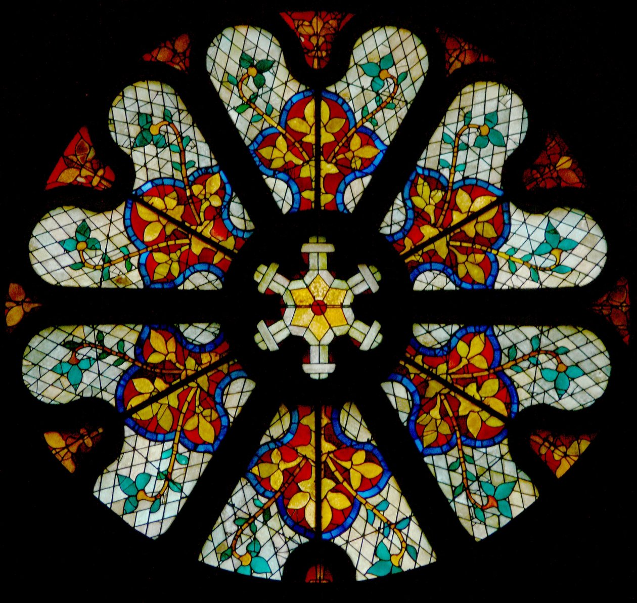 Vindue w107 et nordroset vindue med mønstret moderne glas (rosavindue - indvendigt) af French School