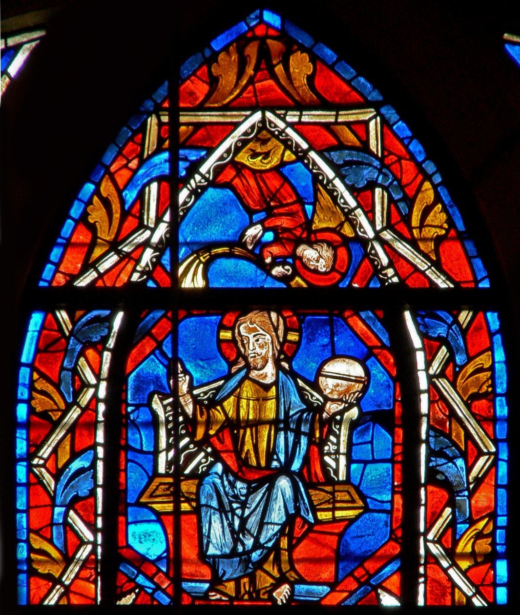 Vindue w107, der forestiller Kristus i herlighed af French School
