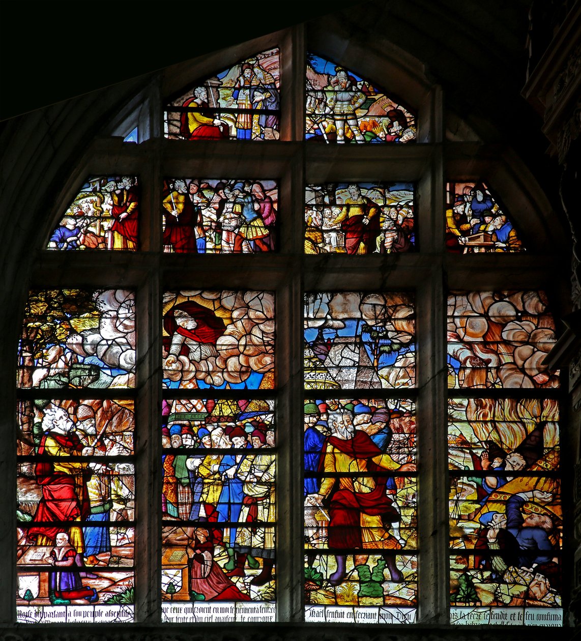 Vindue w130, der viser scener fra Det gamle Testamente af French School