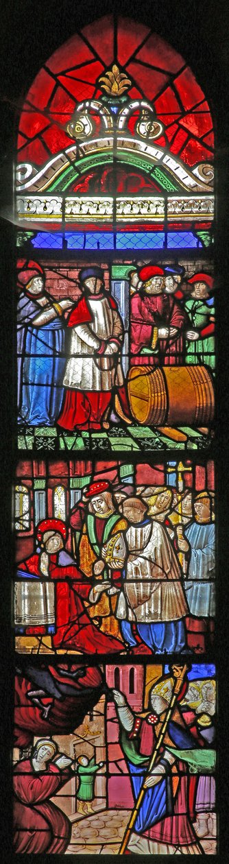 Vindue w19, der viser livet i St. Remi. Nedenfor: leverer en besat sjæl. Midt: tilbydes bispesædet i Reims (indgraveret) Ovenfor: vinens mirakel i Cernay af French School