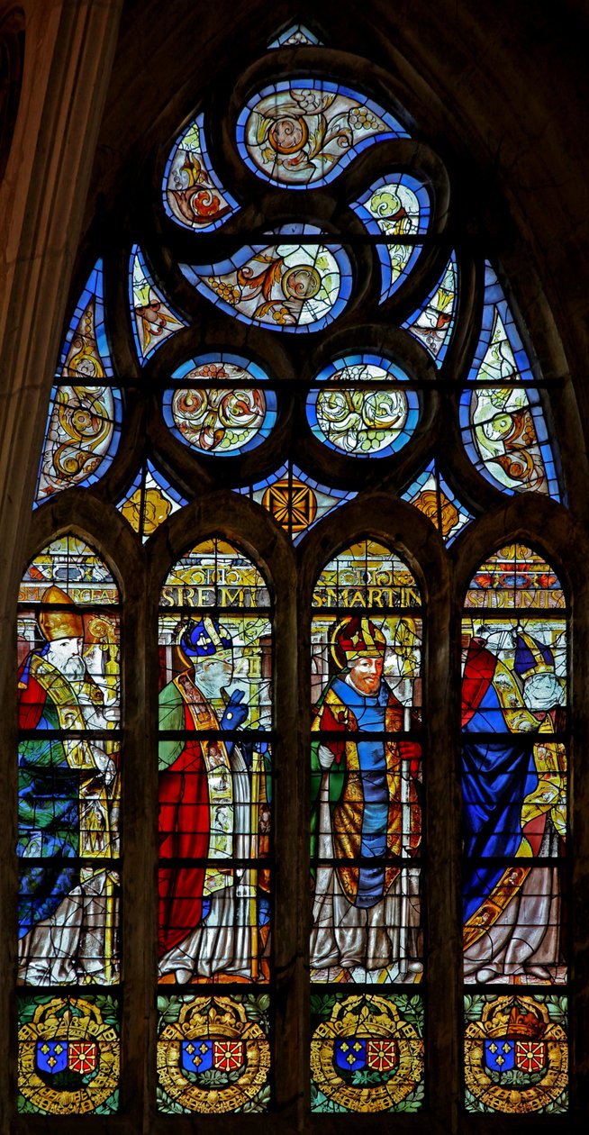 Vindue w201, der viser St. Marceau(?), St. Remi, St. Martin og St. Denis af French School