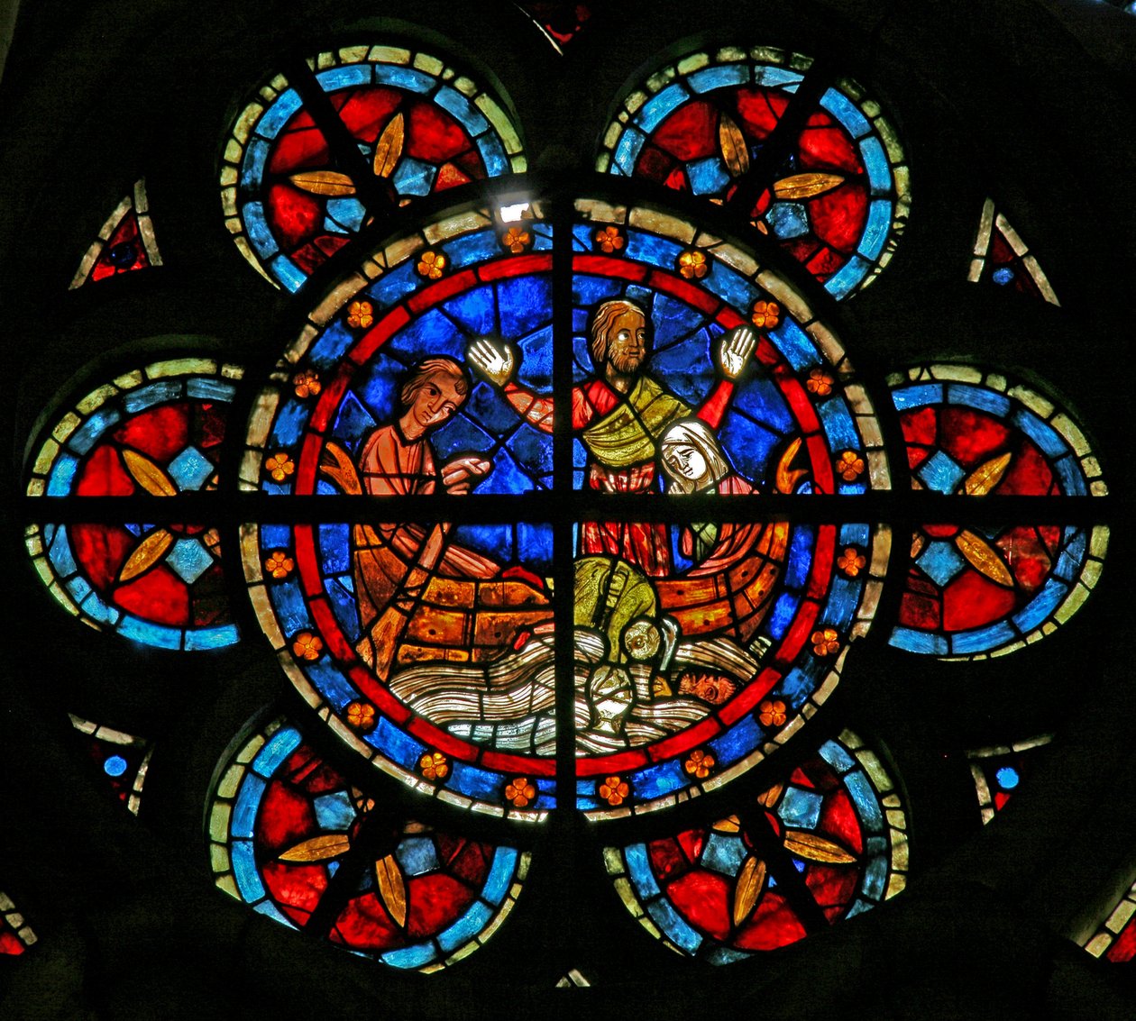 Vindue w205, der viser en scene fra en legende om St. Nicholas: drengens mirakel og koppen af French School