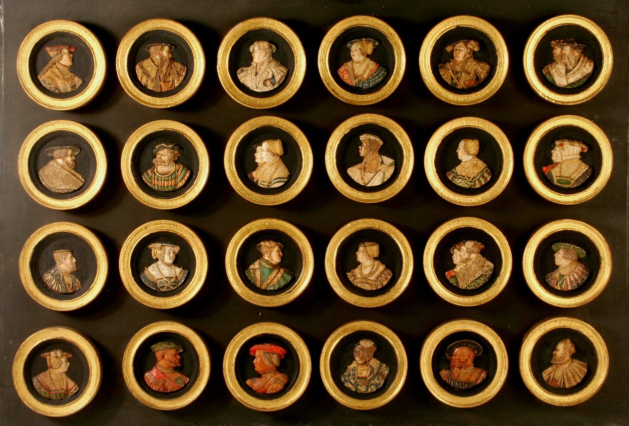 En samling af 24 tegnere som portrætmedaljoner (farvet gesso duro påført træmaling) af Friedrich (after) Hagenauer