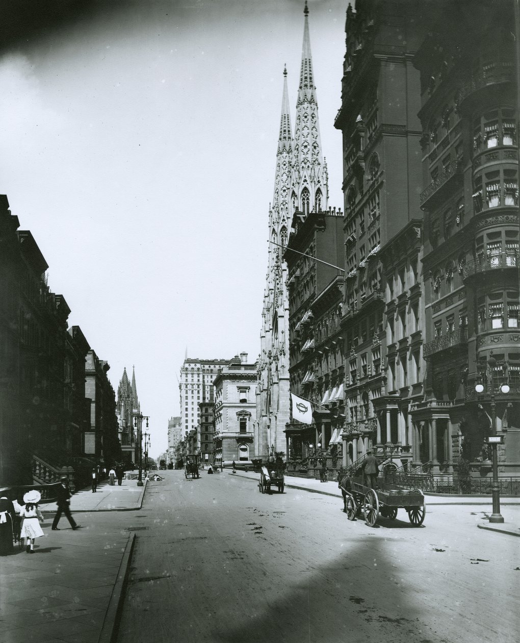 Fifth Avenue, ser nordpå fra 49th Street af G.P. Hall und Sohn