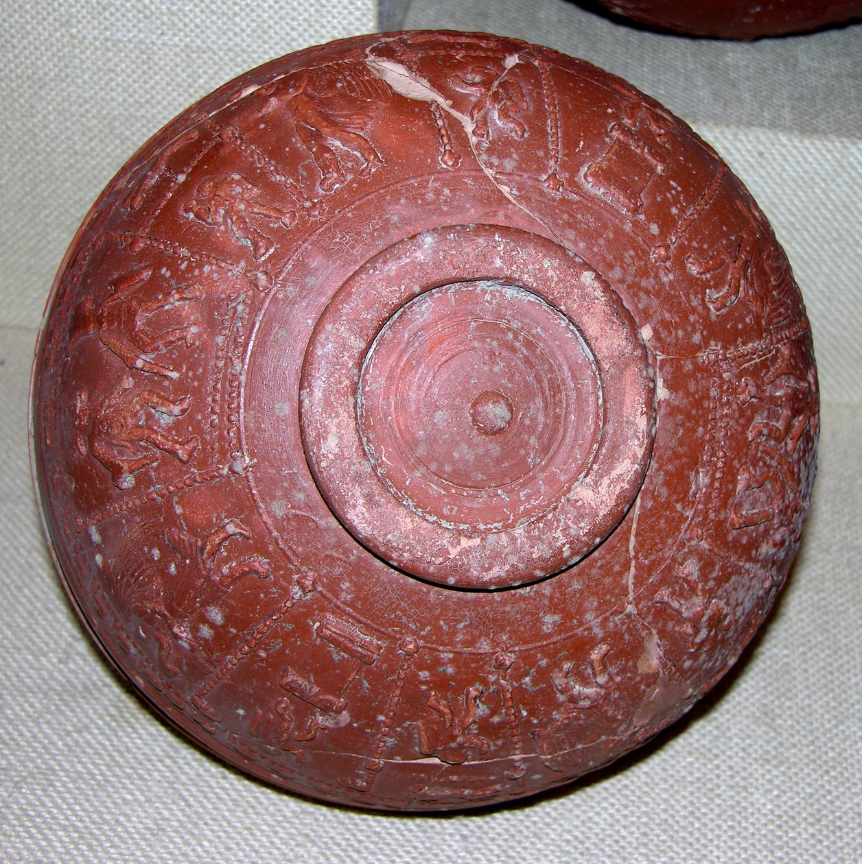 Dragondorff kop, ca. 150 f.Kr. (keramik) af Gallo Roman