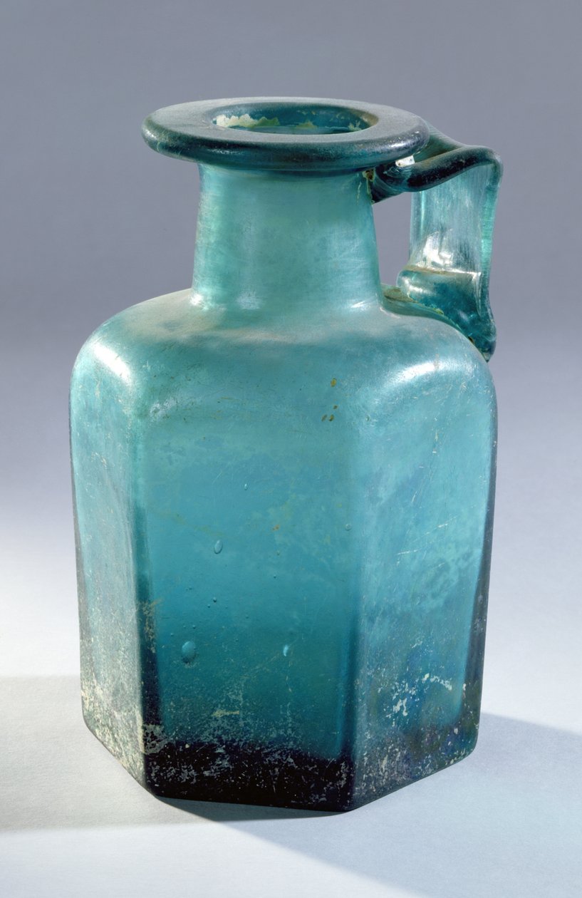 Sekskantet flaske, 1.-2. århundrede (glas) af Gallo Roman