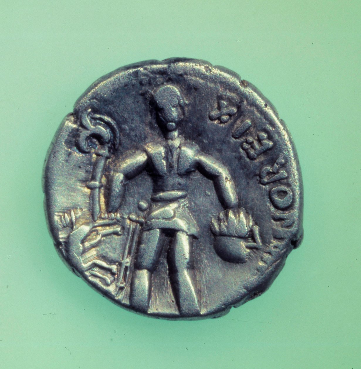 Gallisk civilisation: mønt af Eduen-folket, der repræsenterer en kriger. 1. århundrede f.Kr. af Gaulish Gaulish
