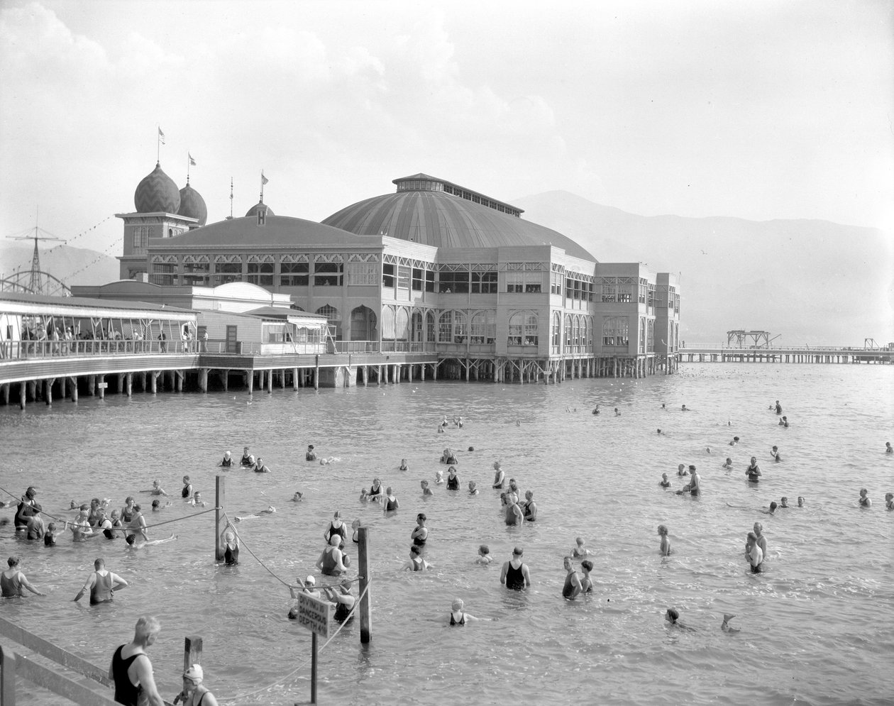 Saltair - Pavillon, ca. 1925-30 af George Lytle Beam