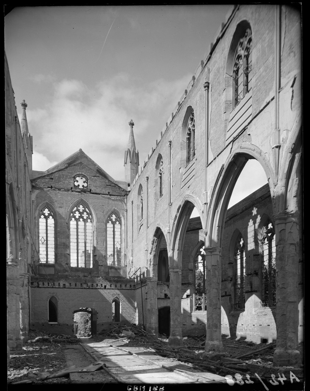 Christ Church, New Union Street, Coventry, 1941. af George Bernard Mason