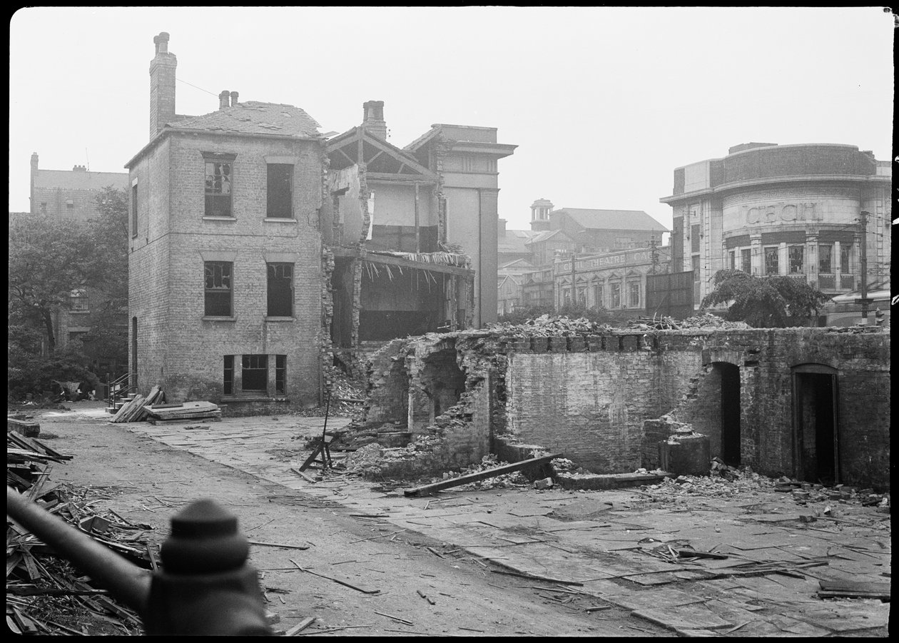 Master Mariners Almshouse, Carr Lane, City of Kingston Upon Hull, 1941. af George Bernard Wood