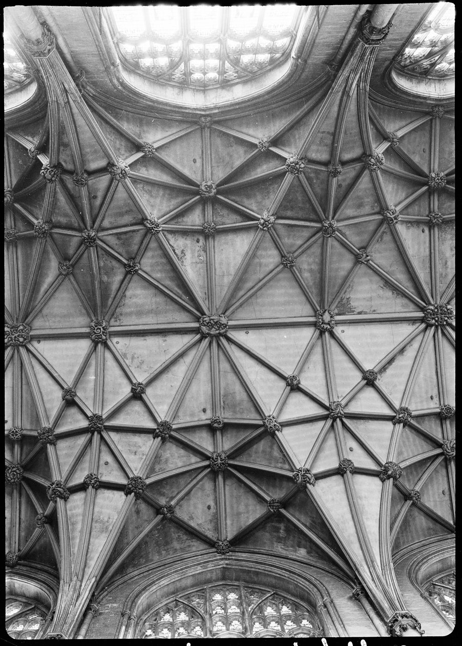 York Minster, Minster Yard, York, 1942. af George Bernard Wood