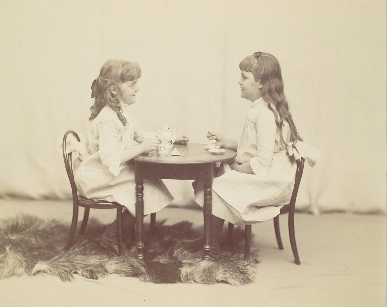 Frances og Ethel de Forest, døtre af Robert de Forest, ca. 1890. af George Collins Cox