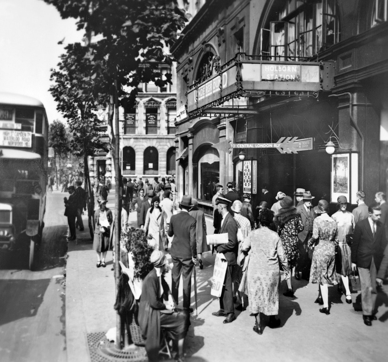 Holborn Station, London, c1920