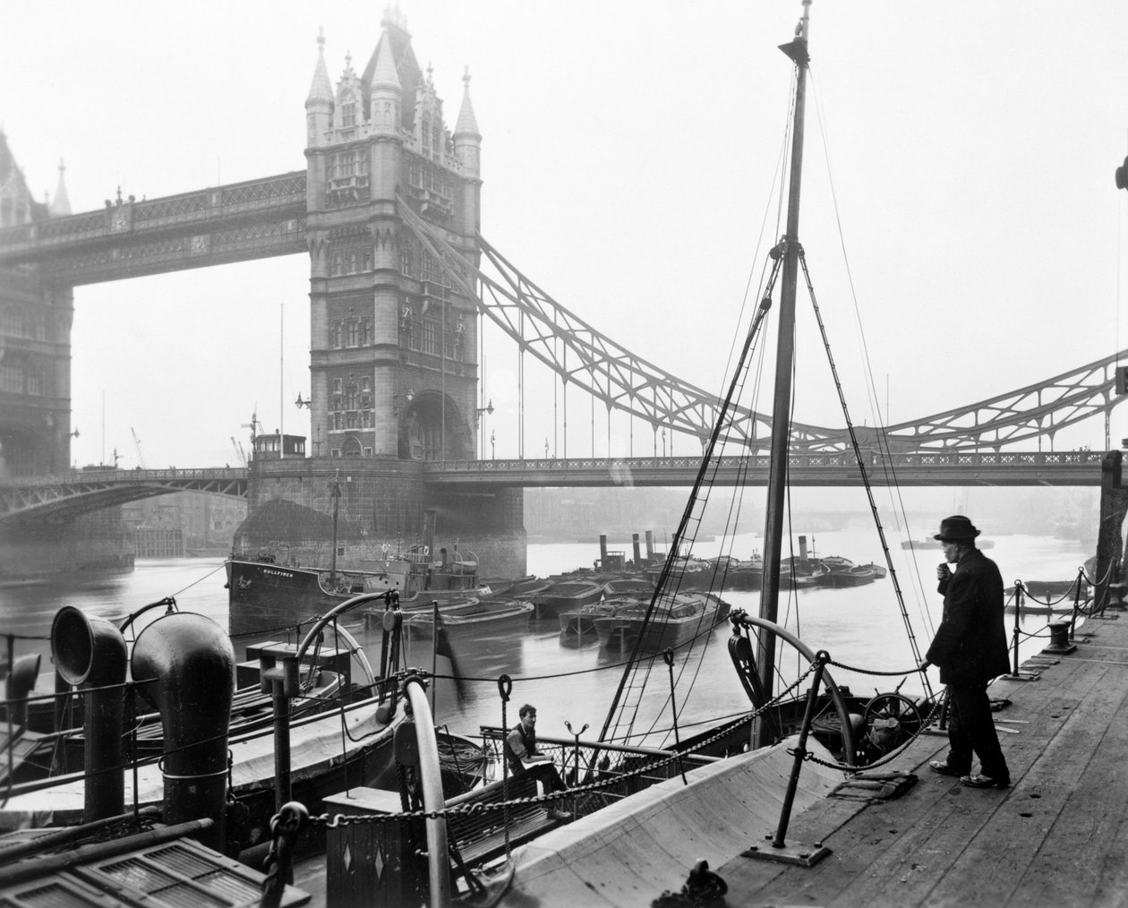 Tower Bridge, Stepney, Tower Hamlets, London af George Davison Reid