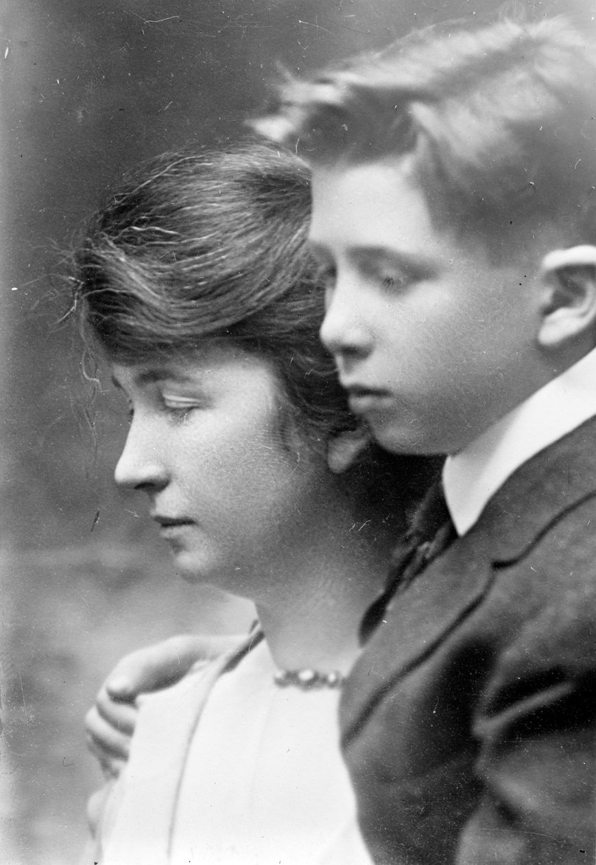 Margaret og hendes søn Stuart, ca. 1919 af George Grantham Bain