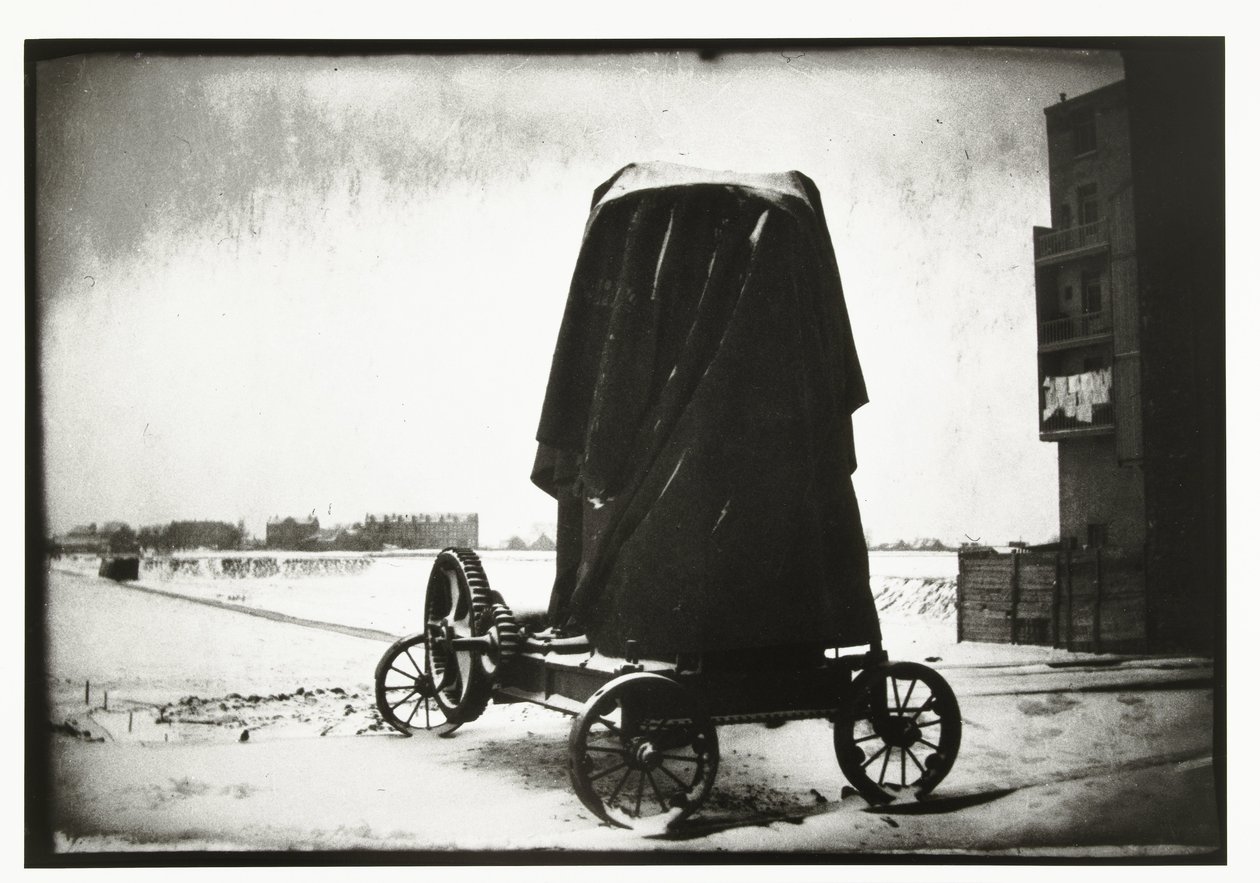 Cementmolen i et vinterlandskab ved overtoom i Amsterdam af George Hendrik Breitner