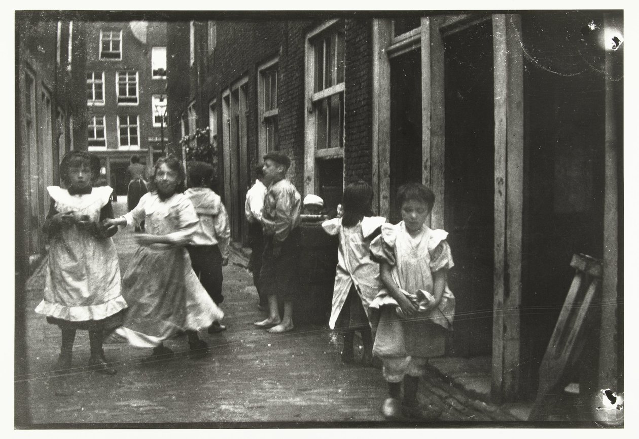 Legende børn på en gade af George Hendrik Breitner