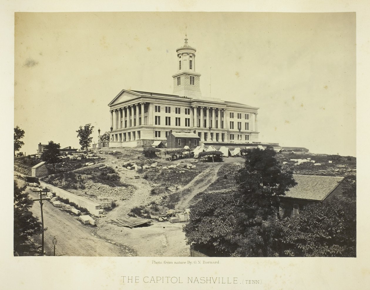 The Capitol, Nashville, Tennessee af George N. Barnard