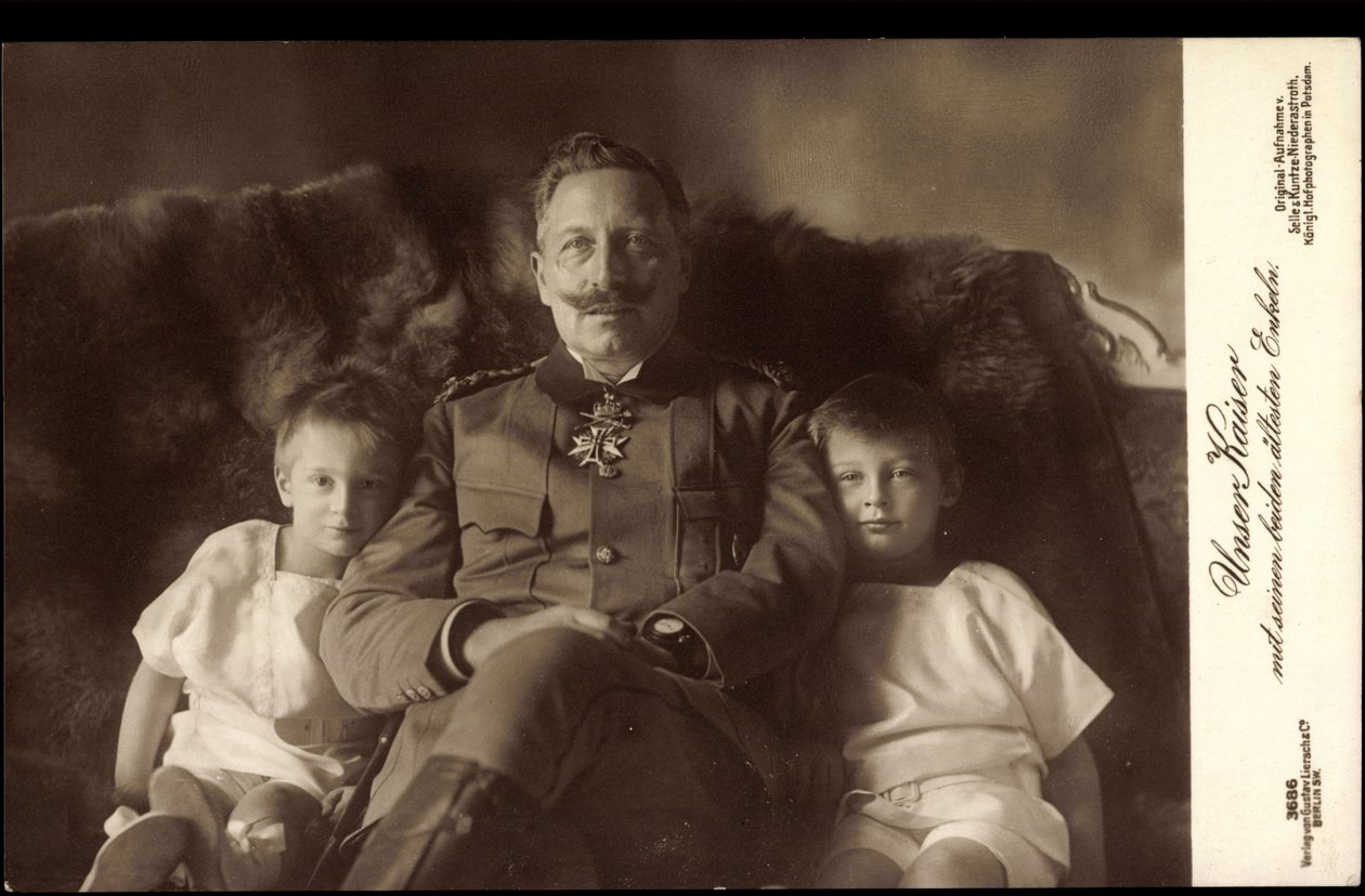 Kejser Wilhelm II, to ældste sønner, Liersch 3686 af German Photographer