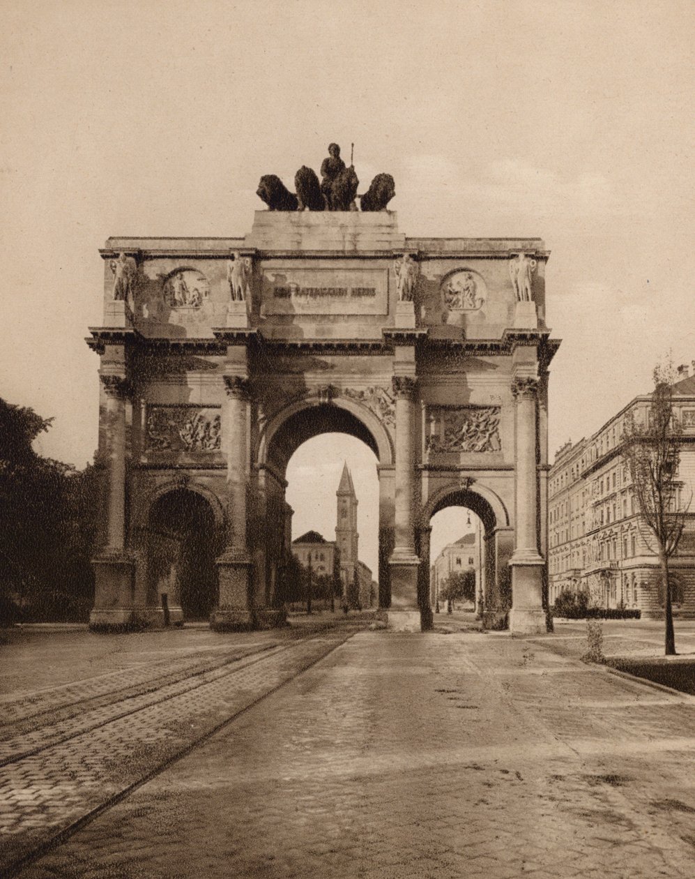Munchen / München: Siegestor (s/h-foto) af German Photographer