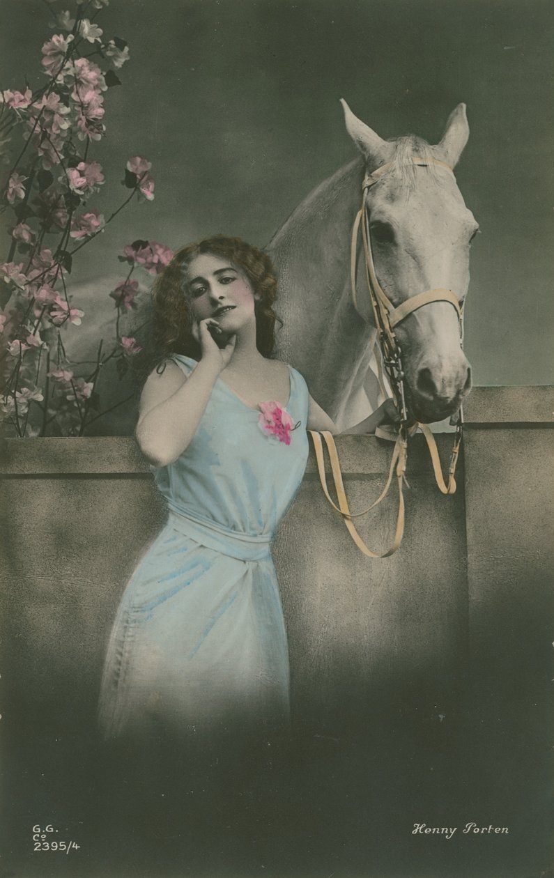 Postkort af den tyske filmstjerne Henny Porten, sendt i 1913 (håndkoloreret foto) af German Photographer