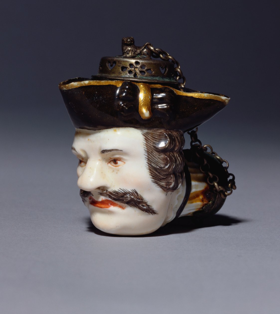 En Meissen portrætrørskål modelleret som Schmiedels hoved, ca. 1750 (porcelæn) af German School