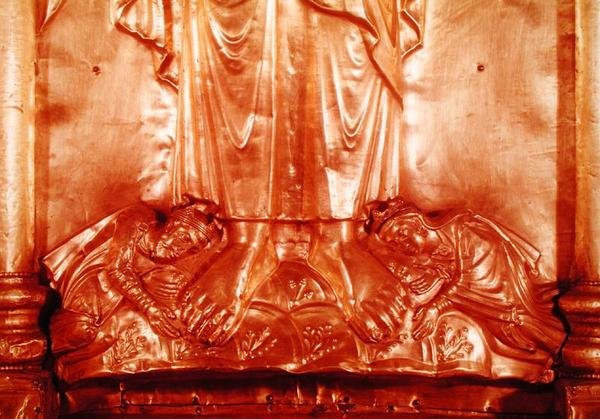 Antependium forestillende Kristus Forløseren, detalje af donorerne, Henri II (973-1024) og hans kone Kunigunde (978-1040) (guld) (se også 158267) af German School