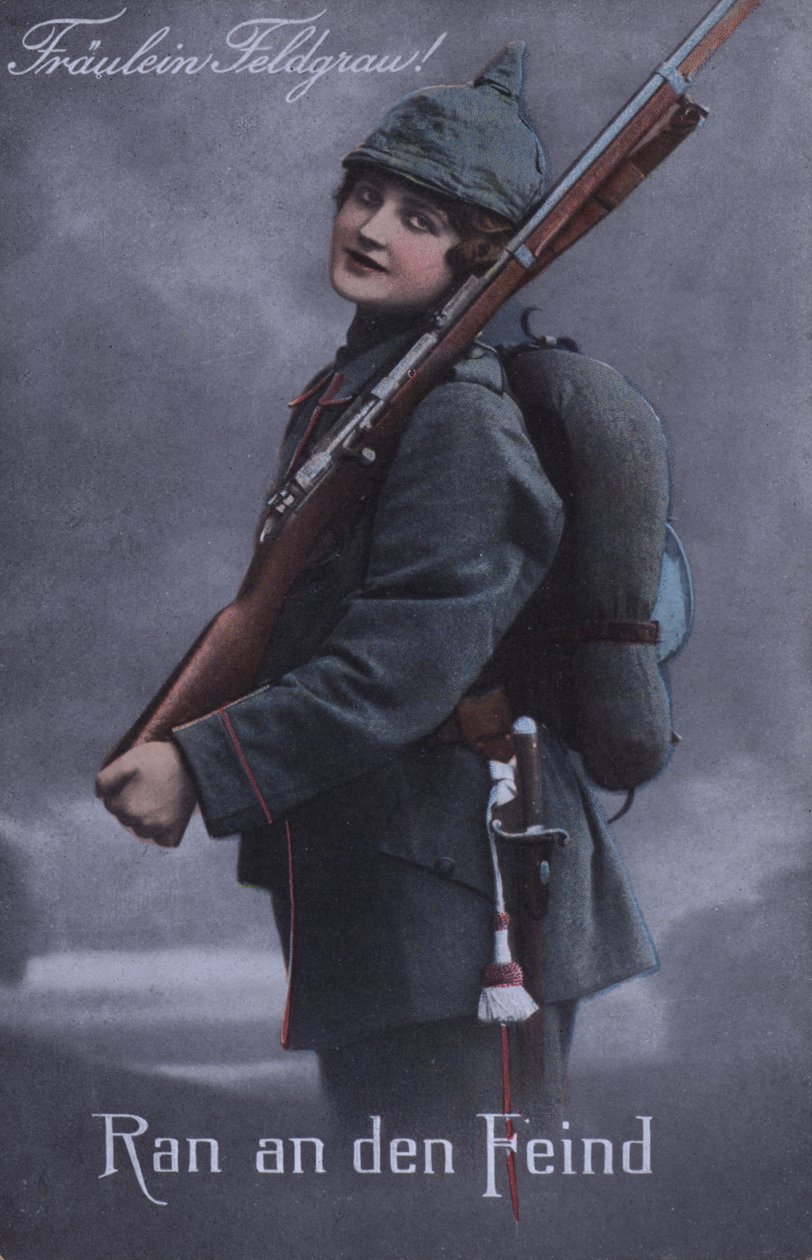 Tysk pige i militæruniform (foto i farver) af German School