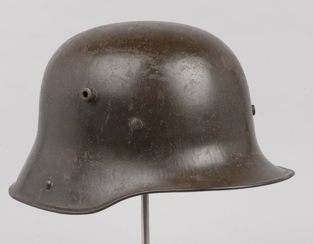 Tysk stålhjelm eller Stahlhelm, ca. 1916 (hjelm) af German School