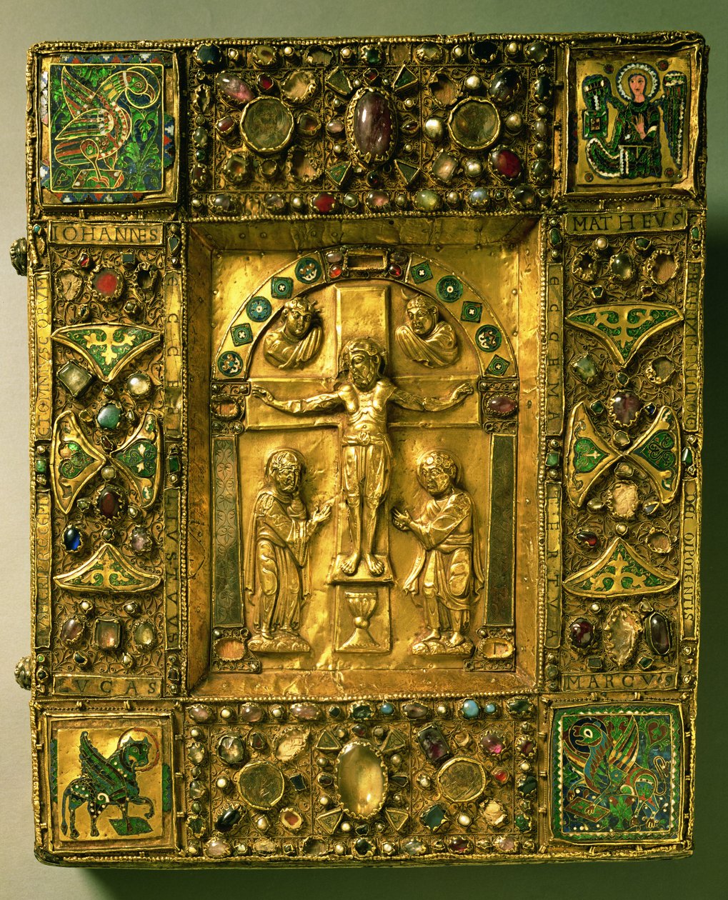 Gospel Cover, Ottonian, Tyskland, 11. århundrede (guld, emalje og halvædelsten) af German School
