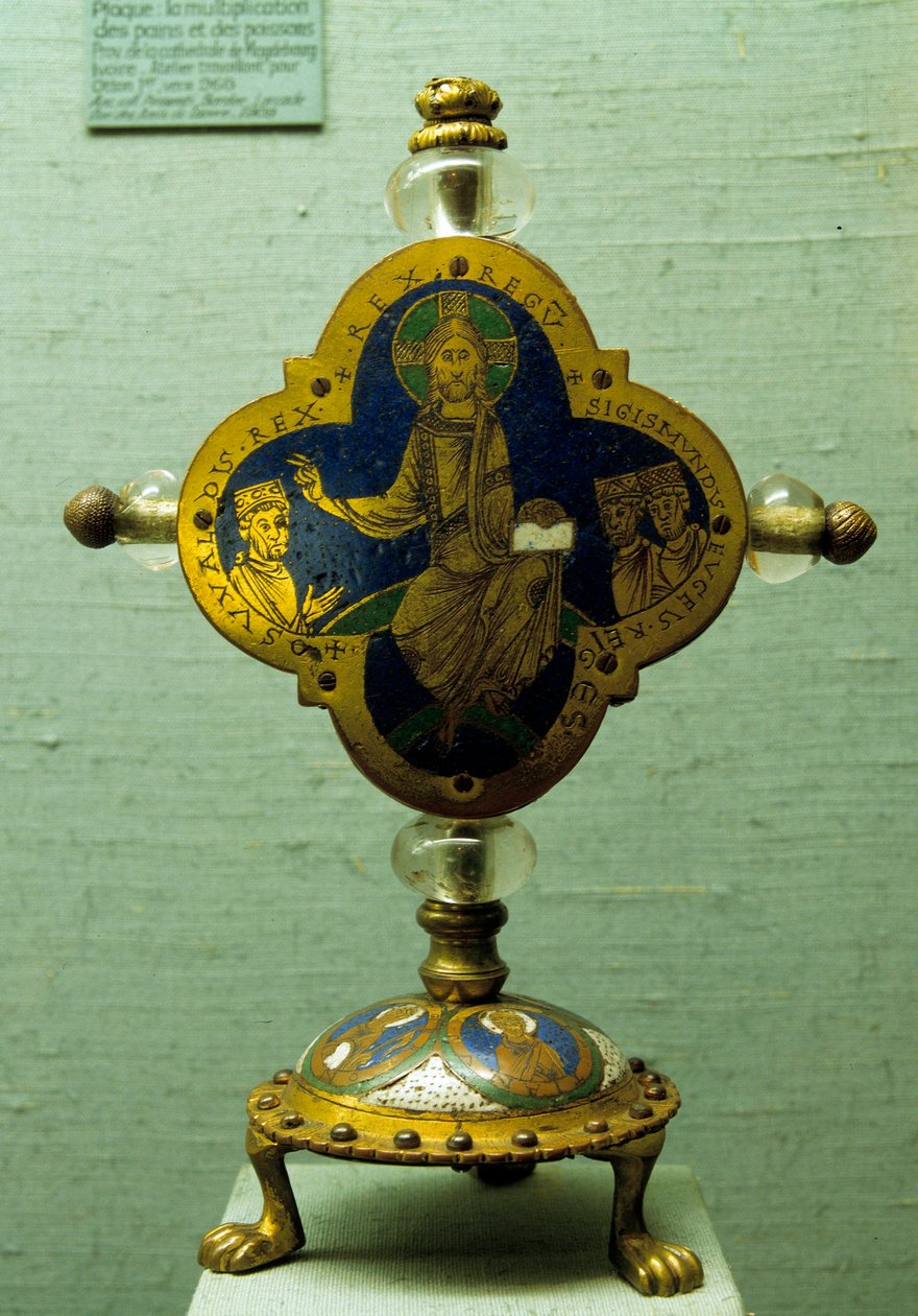 Relikvieskrin af Henrik II kendt som Saint, kejser af Det Hellige Romerske Rige (973-1024) (kanoniseret i 1200). Lavet i e-mail, krystal, kobber, sølv og guld. 1170 ca. Fra Niedersachsen, Saint Michel d